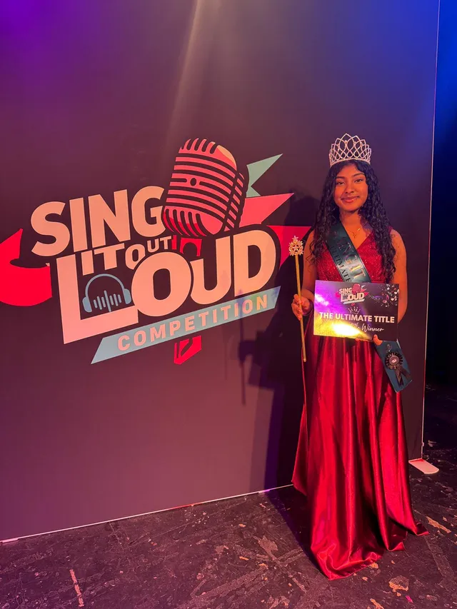 Ameya wins The Ultimate Title at Sing It Out Loud